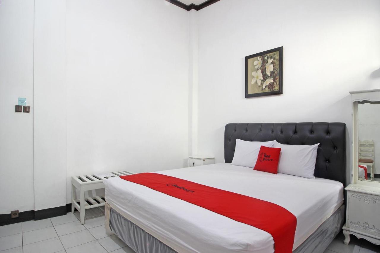 Reddoorz Plus @ Taman Siswa 3 Yogyakarta Dış mekan fotoğraf