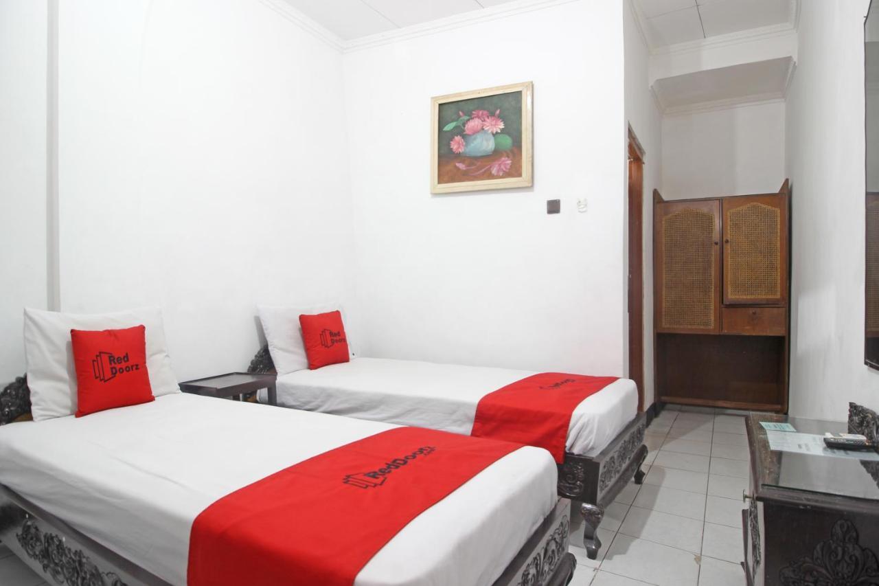 Reddoorz Plus @ Taman Siswa 3 Yogyakarta Dış mekan fotoğraf